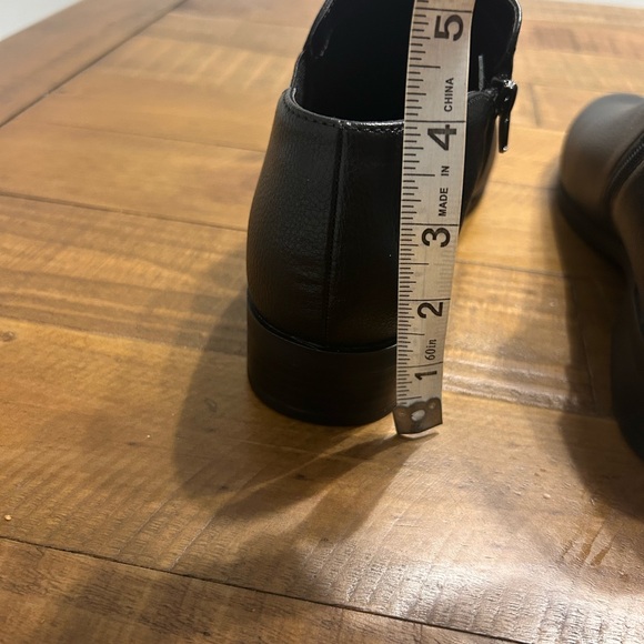 Kensie Sammy Black Ankle Boot - Picture 7 of 11